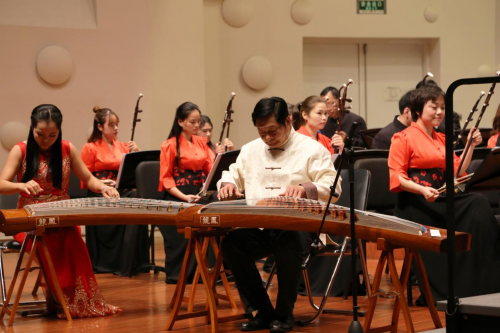 六秩风华铸琴魂：龙凤乐器田步高先生倾艺甲子奏响民乐传承华章